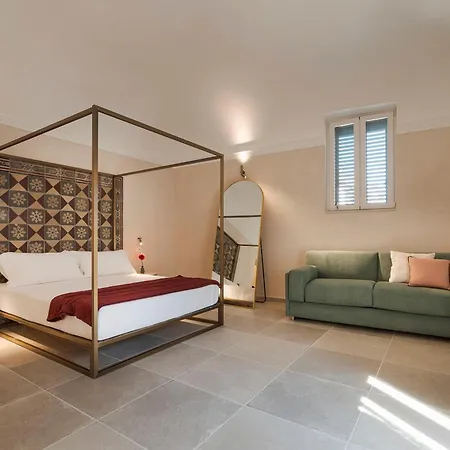 Elysium Boutique - * Modica