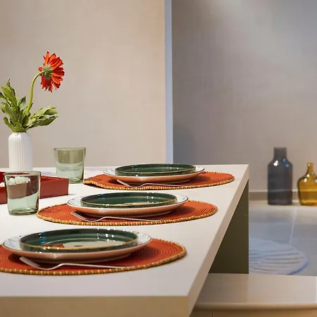 Elysium Boutique - *